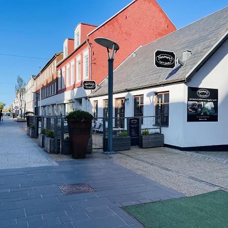 Aday - Charming Apartment In The Pedestrian Street Of Frederikshavn Buitenkant foto